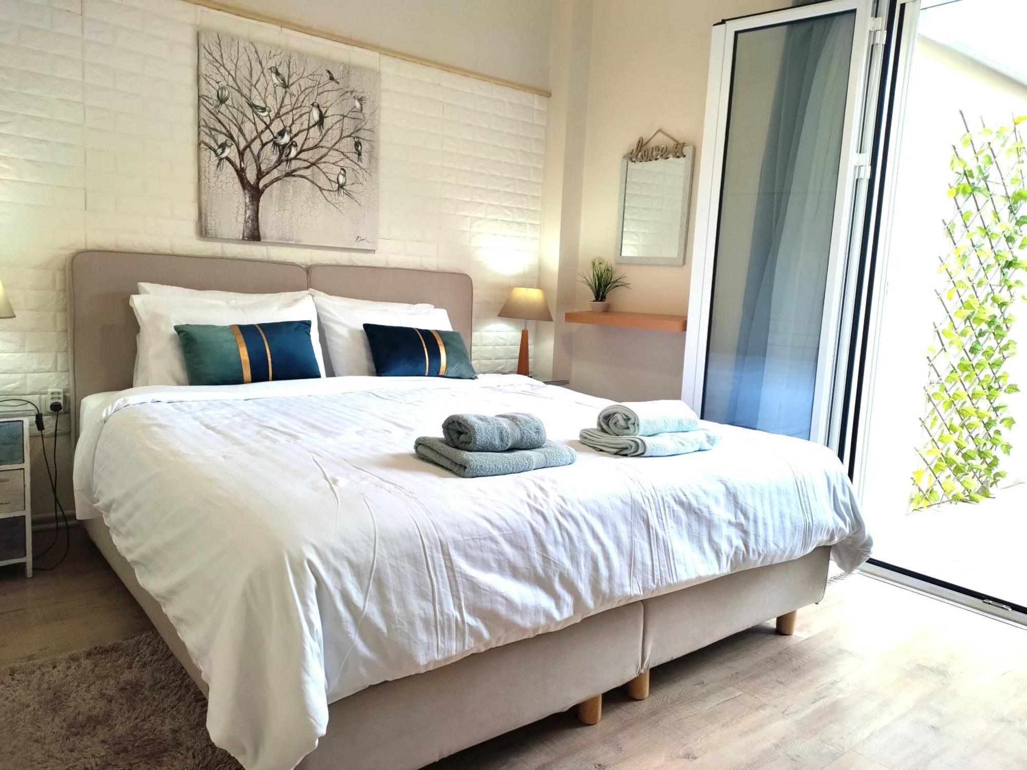 Ferienwohnung Luxury Seafront House Nearby Delphi Kirra Exterior foto